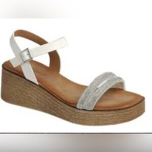 Forever Link Emma-16 platform wedge sandal w/ diamante-embellished strap Sz 8.5